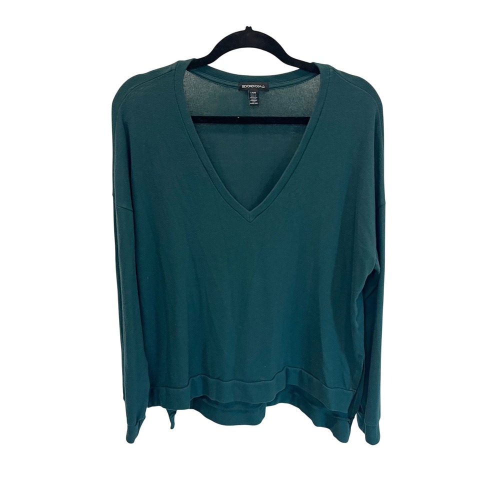 Beyond Yoga Long Weekend Lounge Top Green V-Neck Pullover Womens Size Large